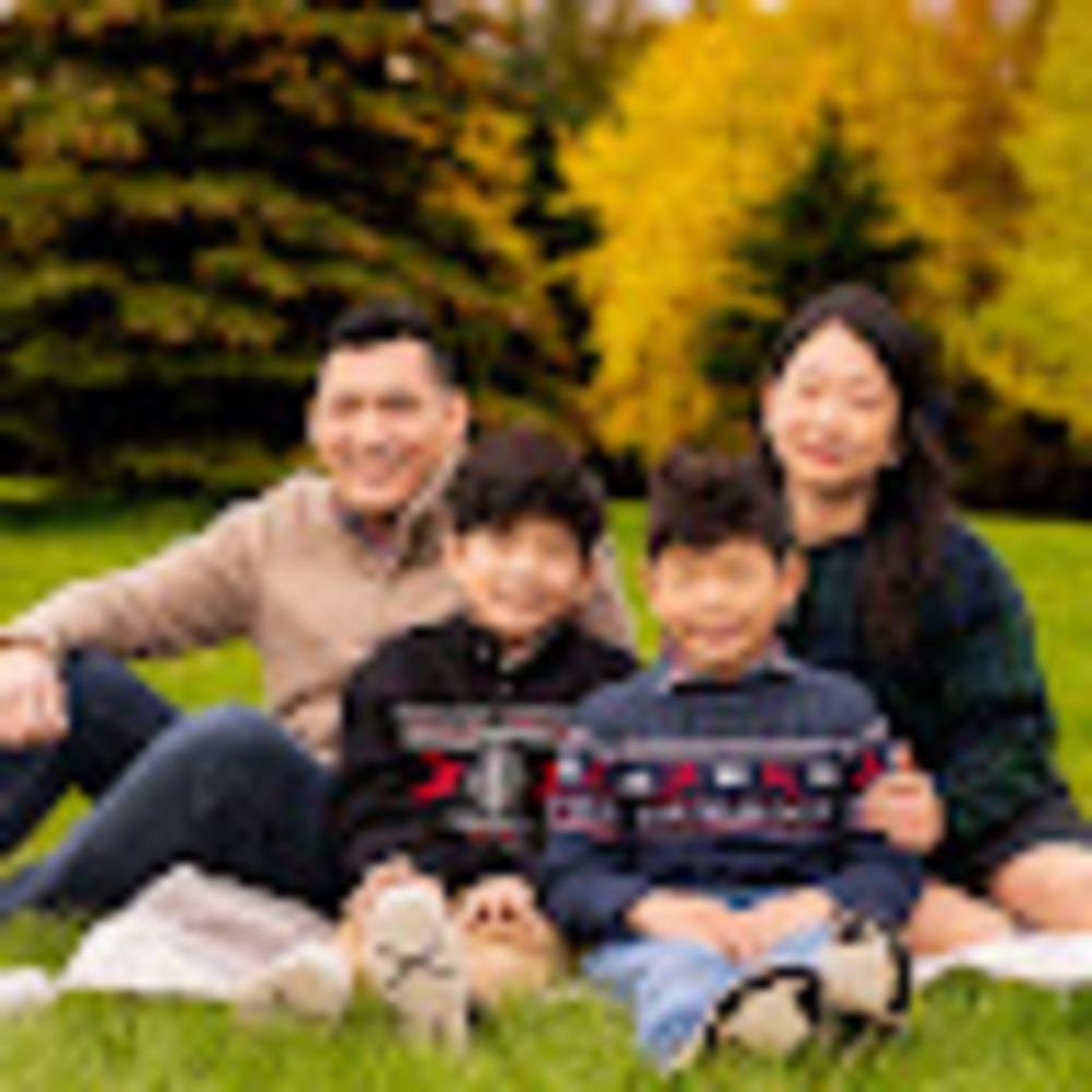 Meet your Posher, Saena